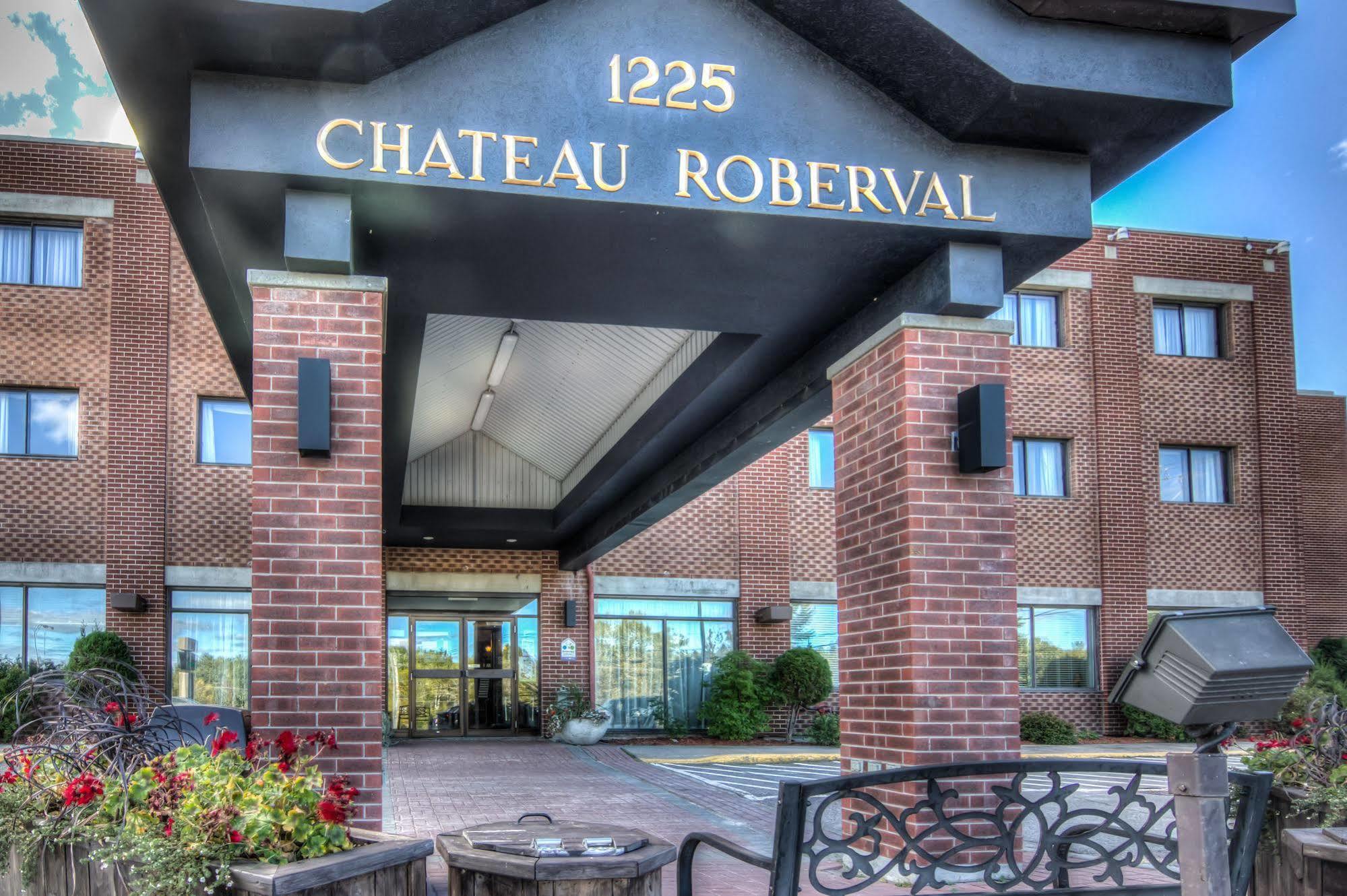 Chateau Roberval Exterior photo